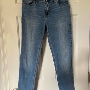 Old Navy Mid-Rise Wow Boyfriend Jeans in Blue